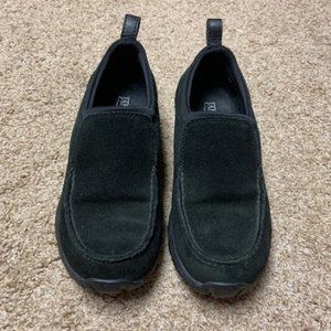 Lands End women’s black suede slip on shoes / size 7-1/2
